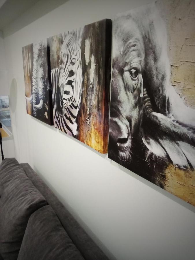 Suite Apartment Athens Center, Metro Metaxourgeio 외부 사진